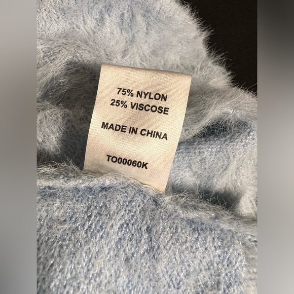 MESHKI Fluffy Knit Lounge Set - Light Blue Crop Top & Shorts (Size XS/S) - Picture 6 of 9